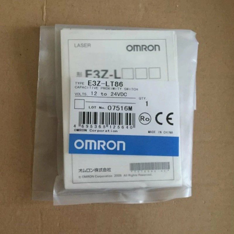 Фотоэлектрический датчик Omron E3Z-LT86