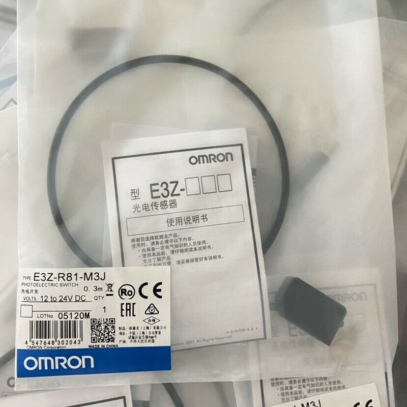 Фотоэлектрический датчик Omron E3Z-R81-M3J