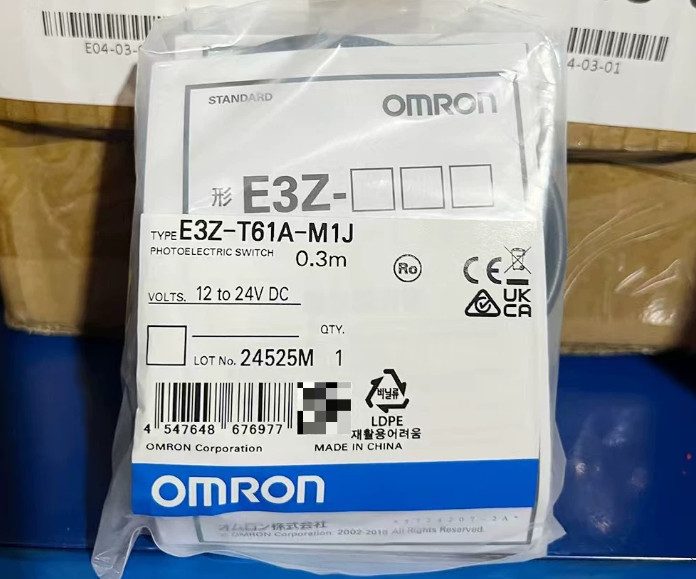 Фотоэлектрический датчик Omron E3Z-T61A-M1J