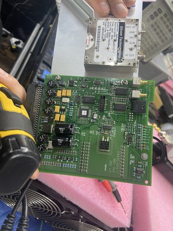 Тестер Keysight E4440-20417