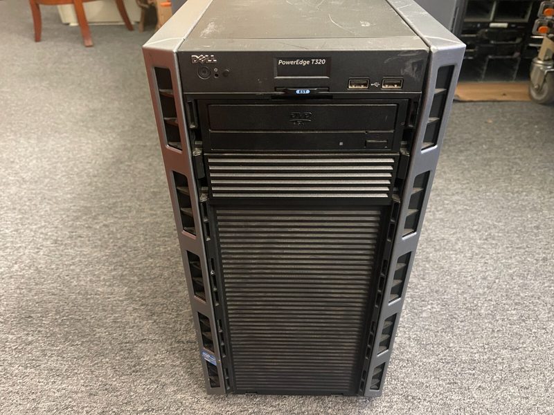 Сервер Dell E5-2450V2