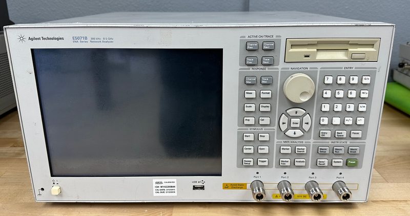 Анализатор цепей Keysight E5071B