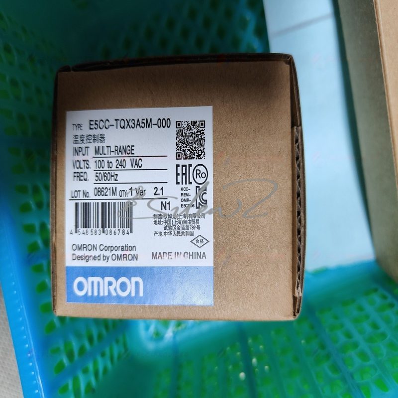Датчик Omron E5CC-TQX3A5M-000