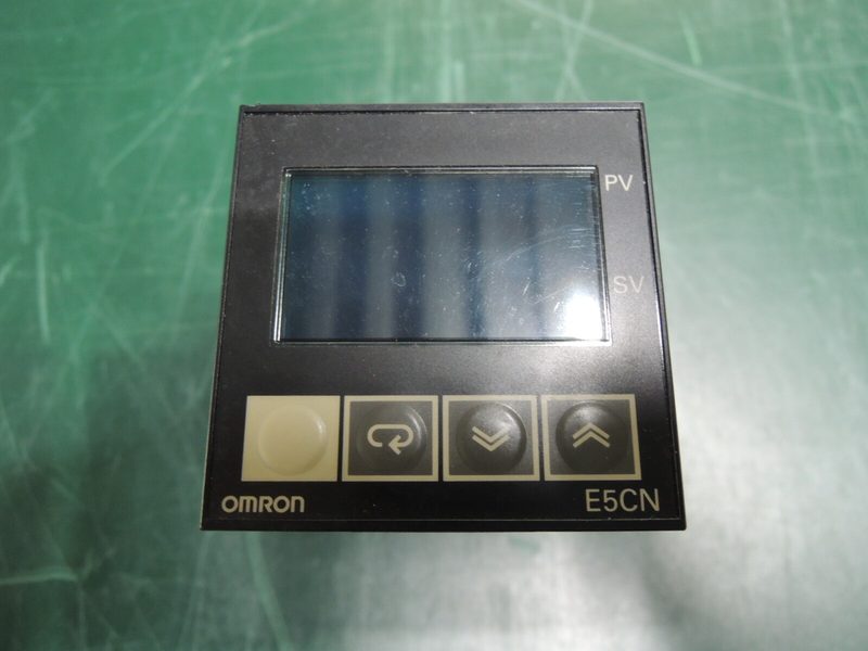 Датчик Omron E5CN-R2TC