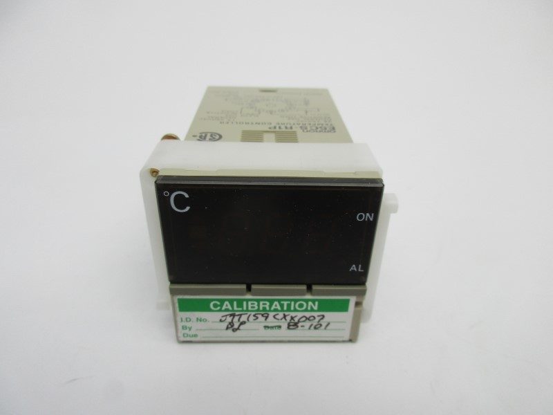 Датчик Omron E5CS-R1P