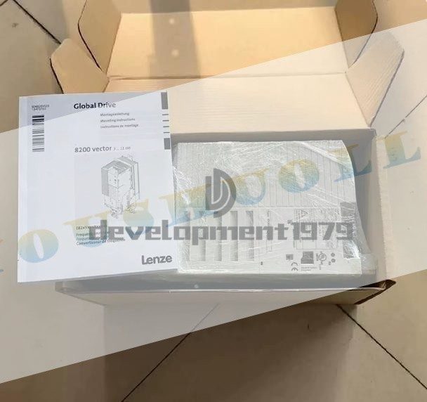 Сервопривод Lenze E82EV113K4C040