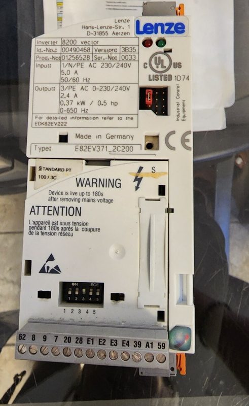 Электропривод Lenze E82EV371-2C200