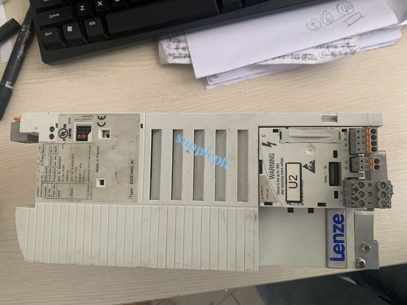 Электропривод Lenze E82EV402K4C