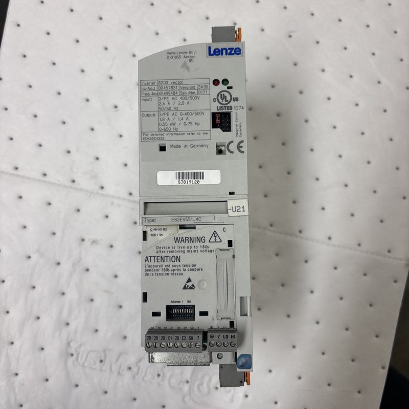 Частотный преобразователь Lenze E82EV551-4C