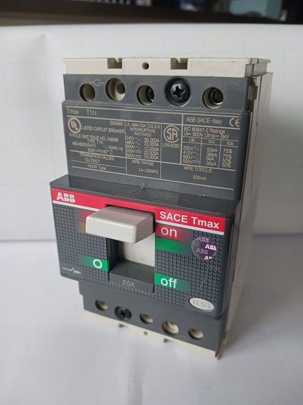 Автоматический выключатель ABB E93565