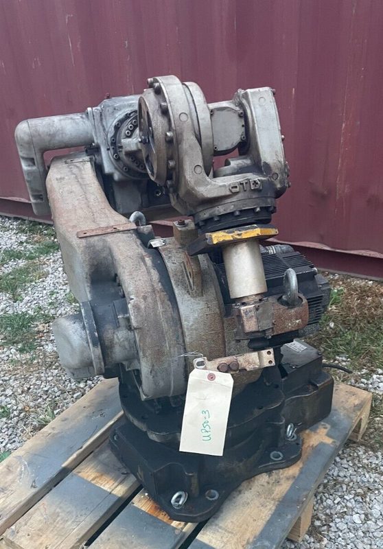 Робот Yaskawa EA1400N
