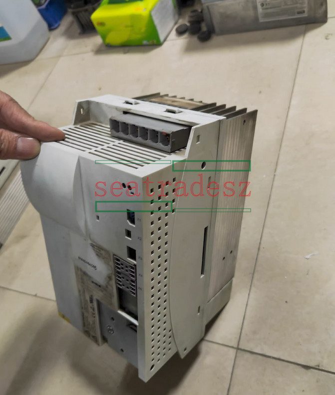 Сервопривод Lenze ECSEE040C4B