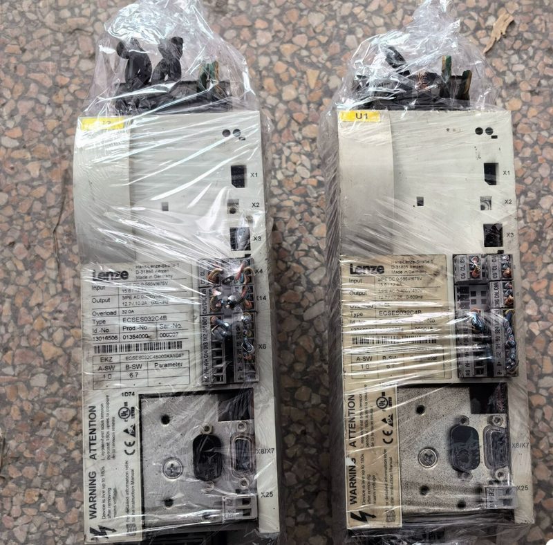 Сервопривод Lenze ECSES032C4B