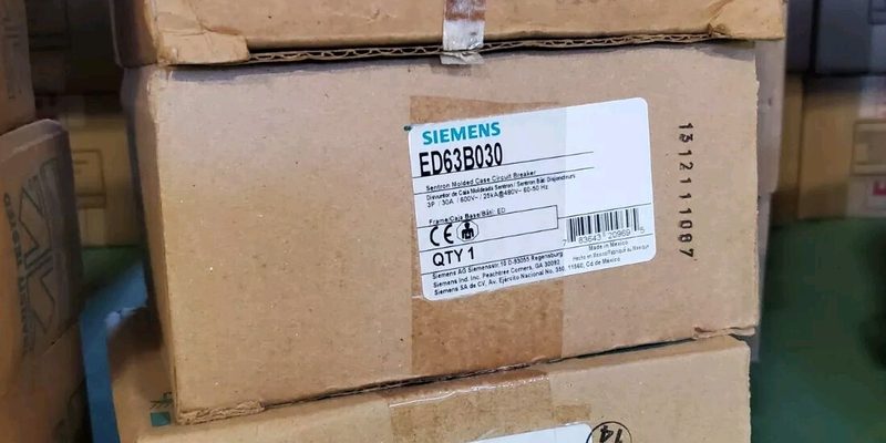 Автоматический выключатель Siemens ED63B030