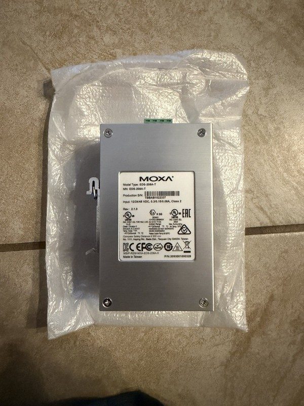 IIoT-устройство Moxa EDS-208A-T