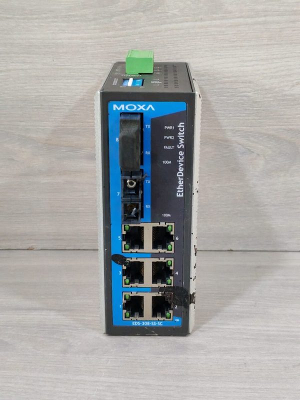 IIoT-устройство Moxa EDS-308-SS-SC