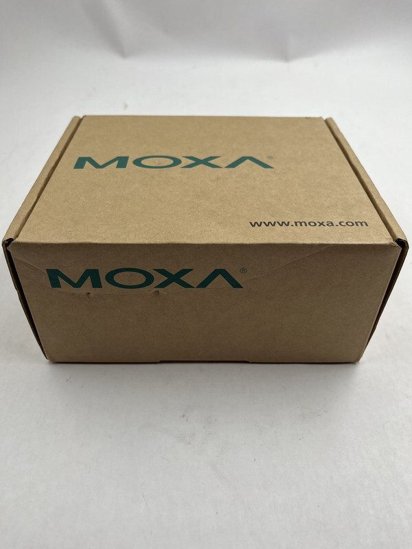 IIoT-устройство Moxa EDS-408A