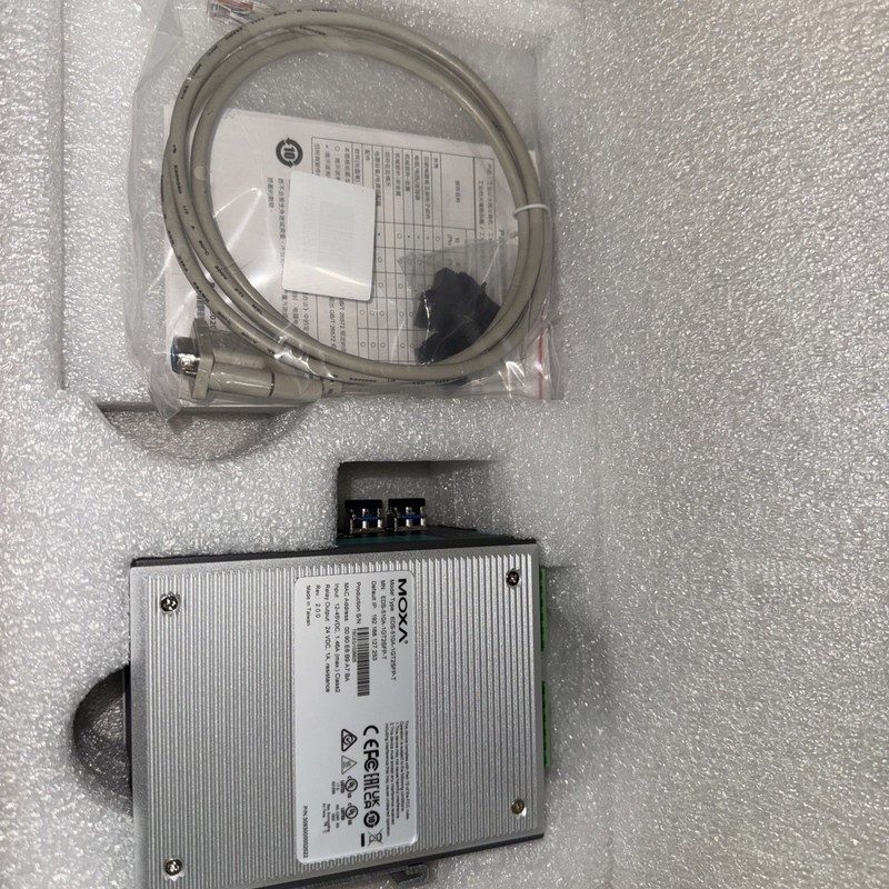 IIoT-устройство Moxa EDS-510A-1GT2SFP-T