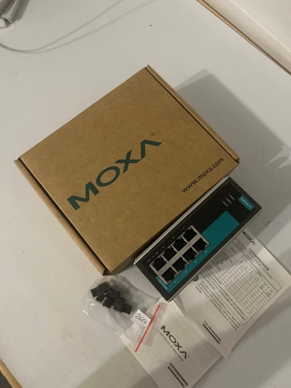 IIoT-устройство Moxa EDS-G308
