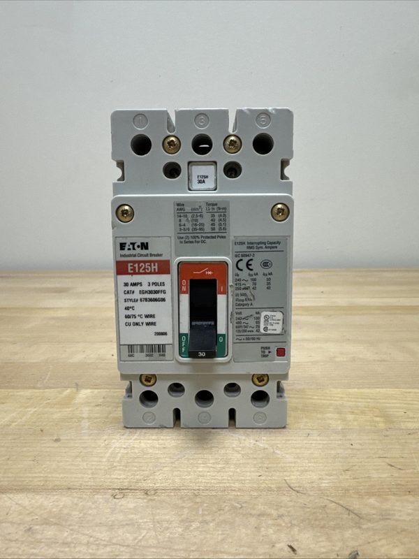 Автоматический выключатель Eaton EGH3030FFG