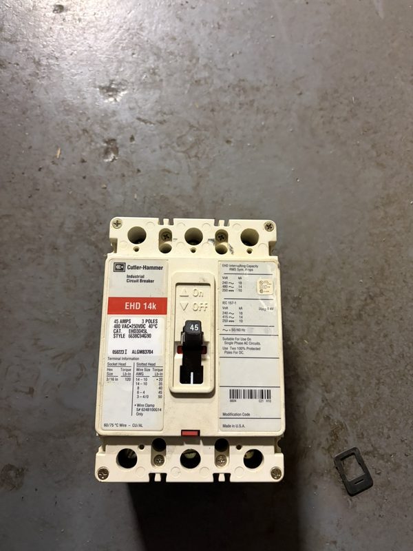 Автоматический выключатель Eaton EHD3045L