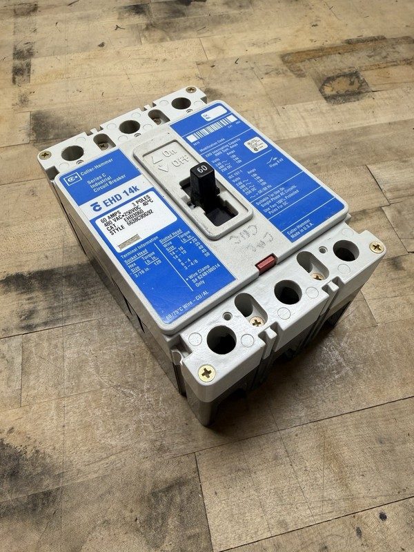 Автоматический выключатель Eaton EHD3060