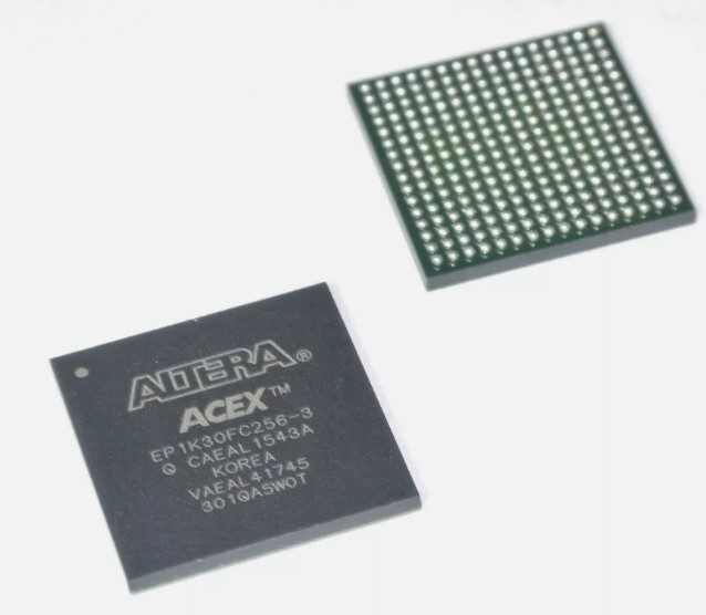 Микросхема ПЛИС Altera EP1K30FC256