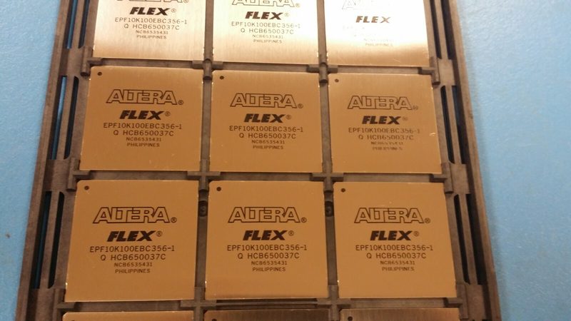 Микросхема ПЛИС Altera EPF10K100EBC356-1