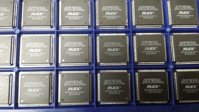Микросхема ПЛИС Altera EPF8452AQC160-3
