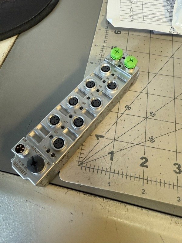 IIoT-устройство Beckhoff ER1018-0001