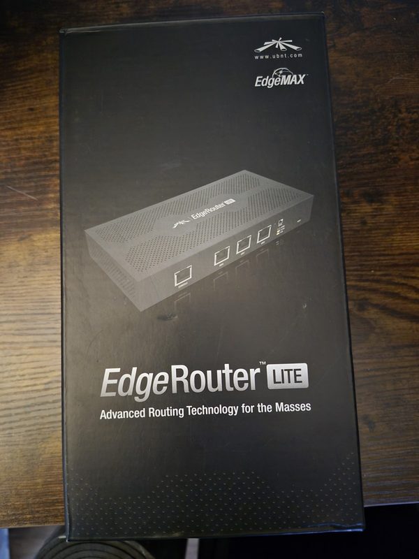 Маршрутизатор Ubiquiti ERLITE-3