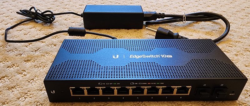 Коммутатор Ubiquiti ES-10XP