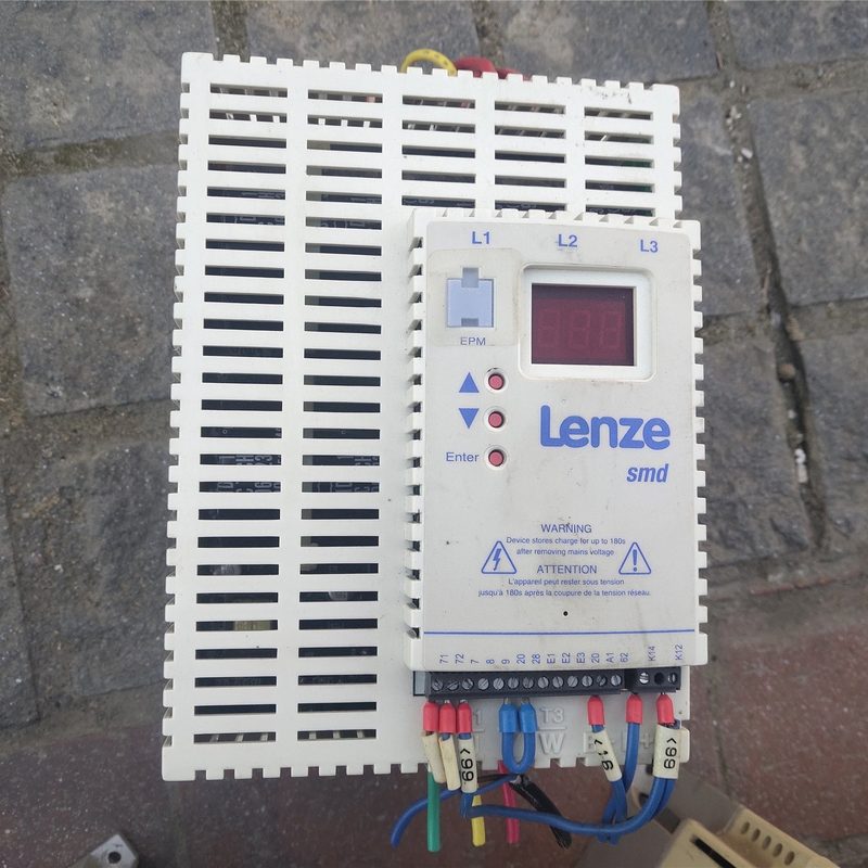 Частотный преобразователь Lenze ESMD752L4TXA