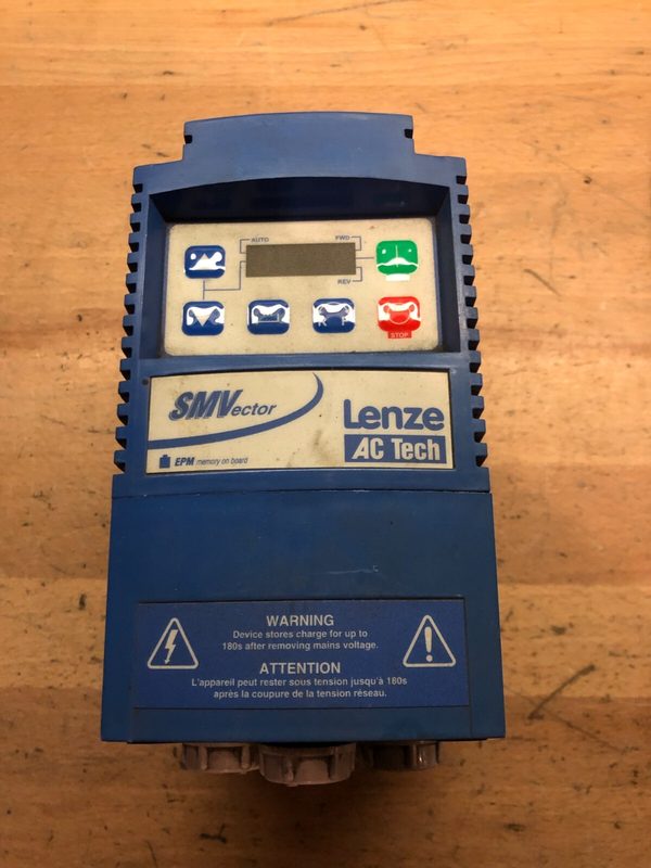 Частотный преобразователь Lenze ESV112N04TXB