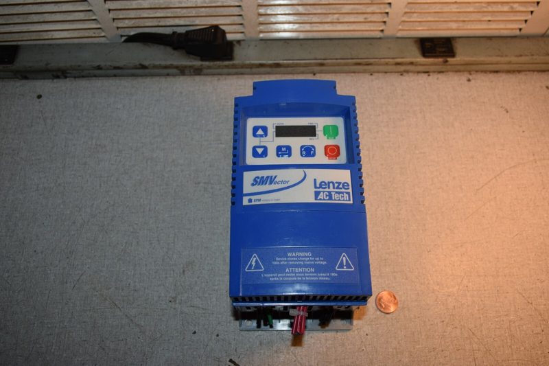 Сервопривод Lenze ESV371N02YXB