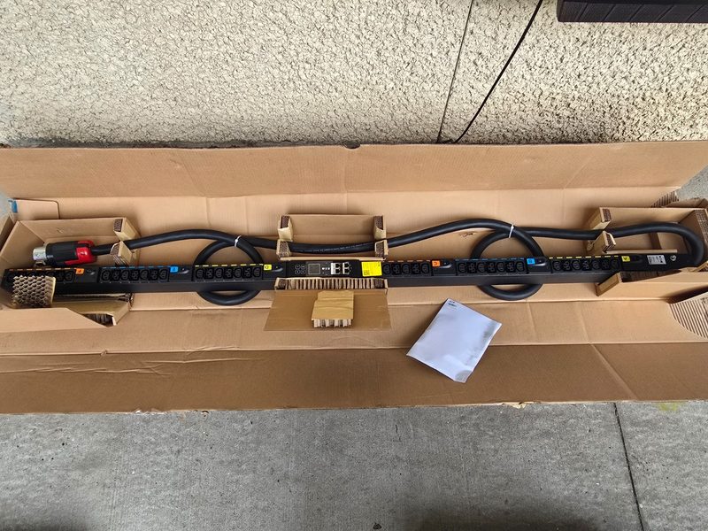Блок розеток Eaton EVMA8365X
