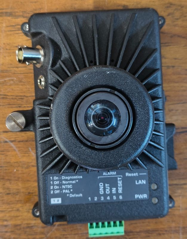 Камера Pelco EVO-12NID