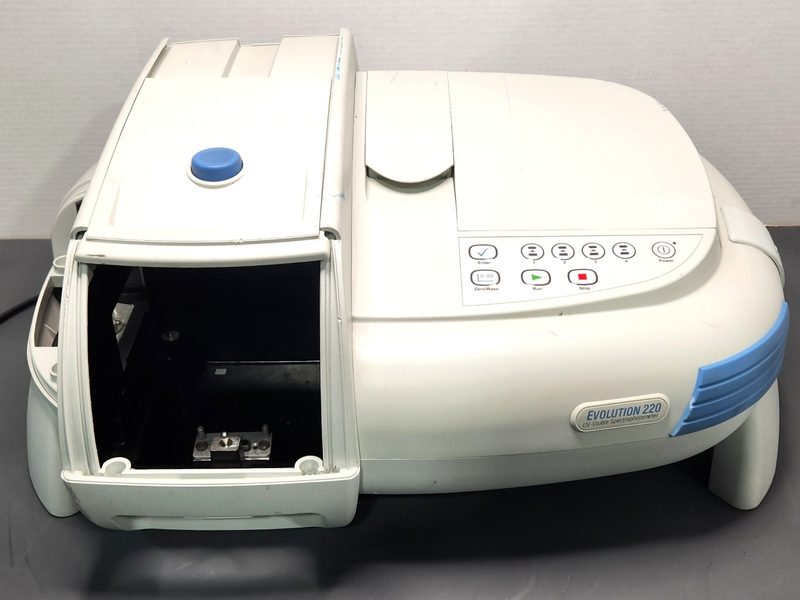 Спектрофотометр Thermo EVOLUTION 220