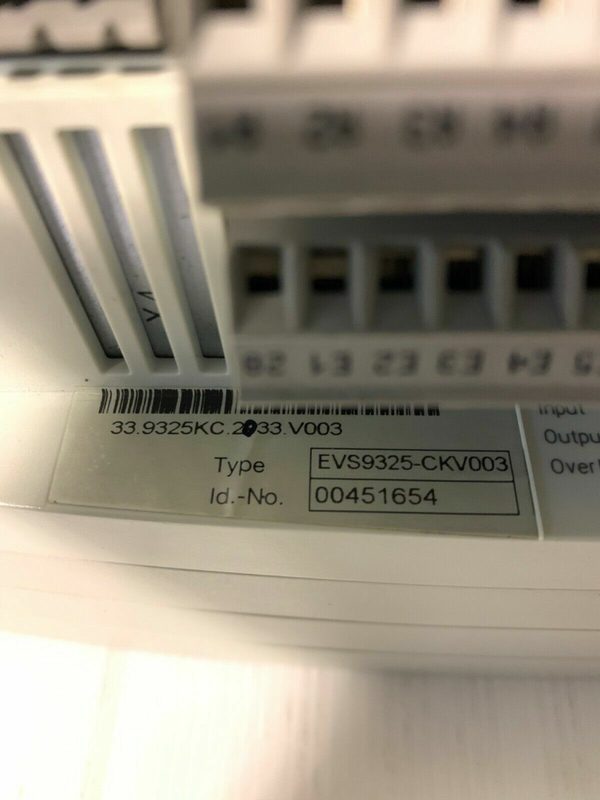 Сервопривод Lenze EVS9325-CKV003