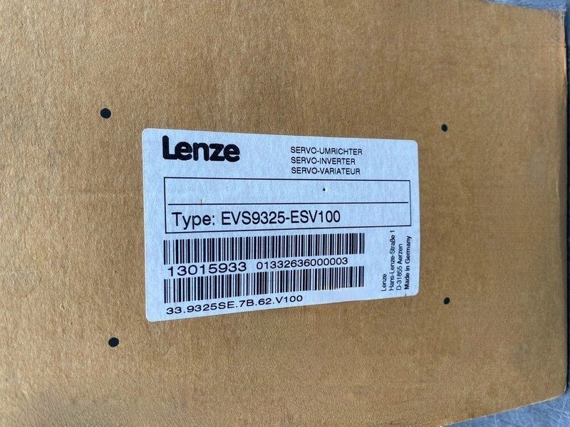 Сервопривод Lenze EVS9325-ESV100