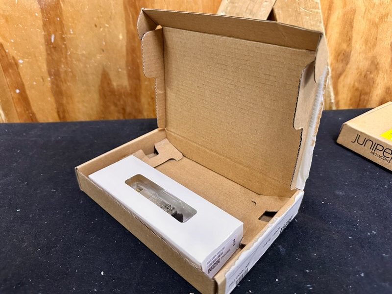 Трансивер Juniper EX-SFP-10GE-USR