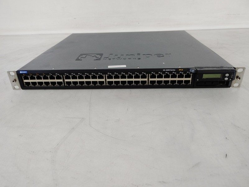 Коммутатор Juniper EX3200-48T