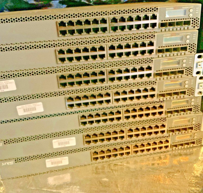 Коммутатор Juniper EX3300