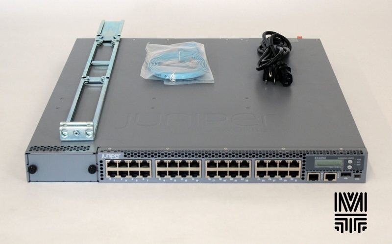 Коммутатор Juniper EX4550-32T-AFO