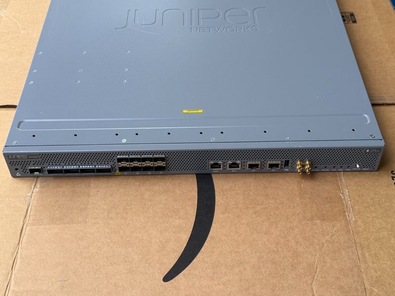 Коммутатор Juniper EX9251-8X4C