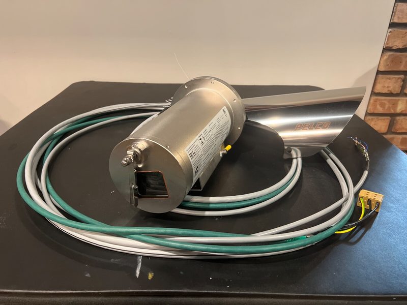 Камера Pelco EXF2230-62-C4