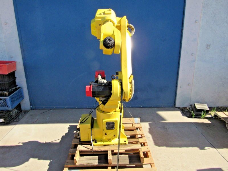 Робот FANUC F-37564