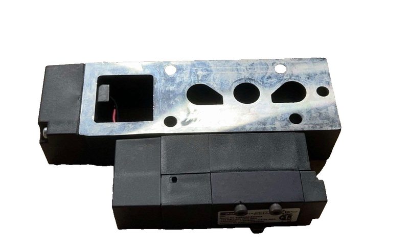 Электромагнитный клапан Parker F3E52BGC23A