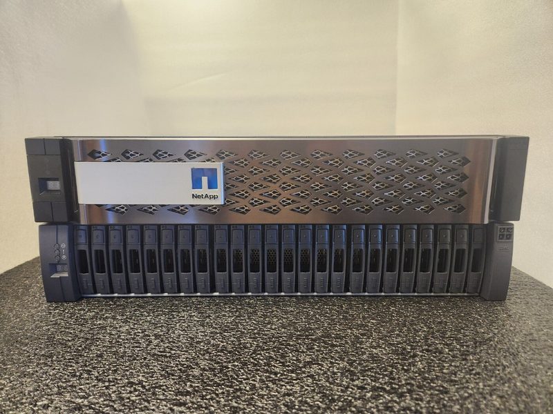 СХД NetApp FAS2750