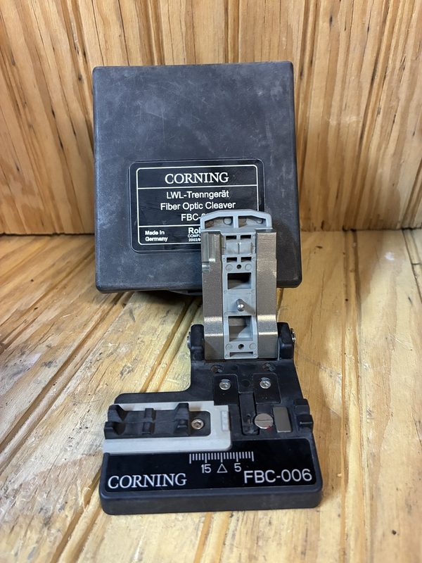 Скалыватель Corning FBC-006